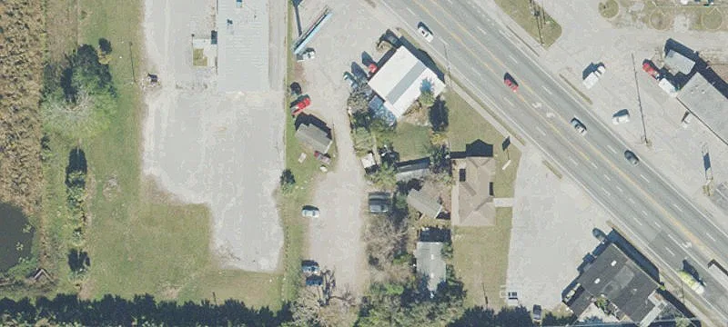 5026 Edgewater Dr