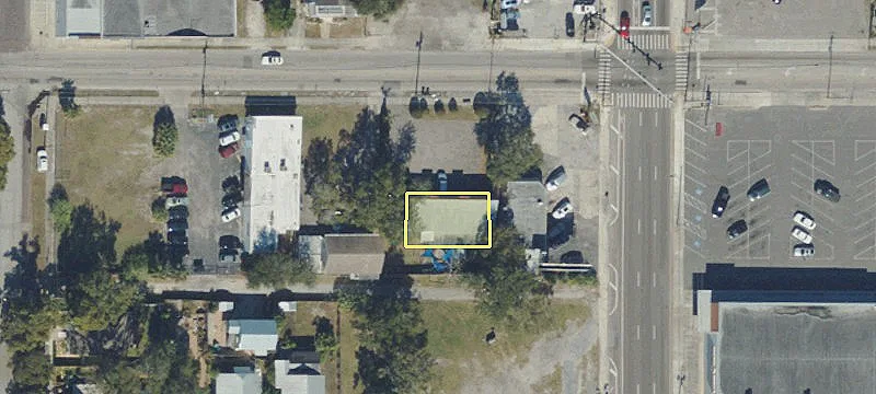 106 Columbus Dr