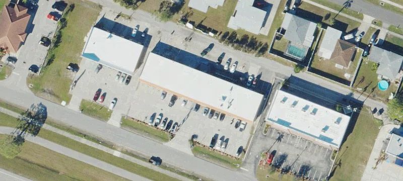 14525 Tamiami Trl