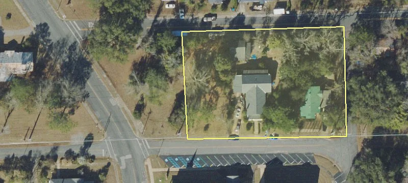 108 Hickory St