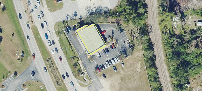 2500 Tamiami Trl