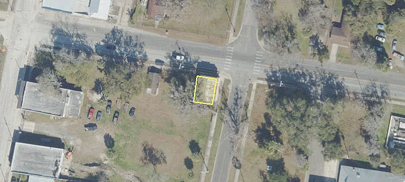 1001 Main St