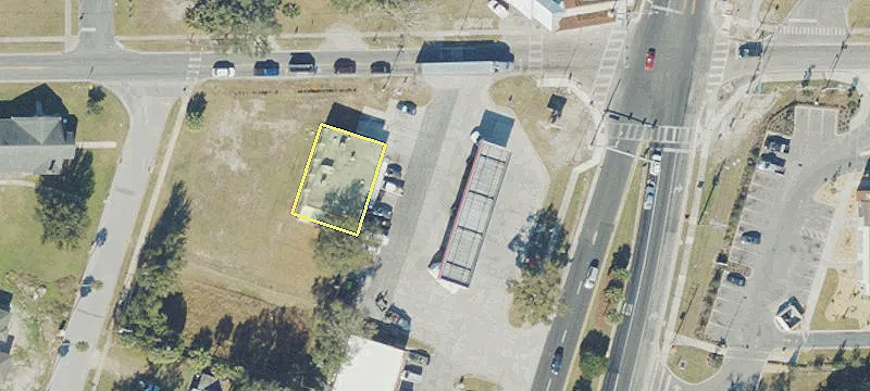 391 Central Ave