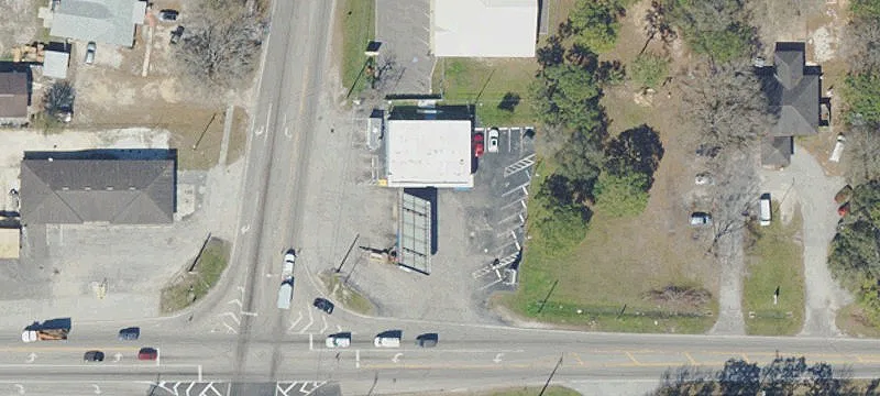 2727 Thornhill Rd