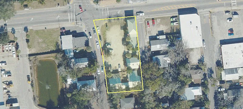 7 Pellicer Ln