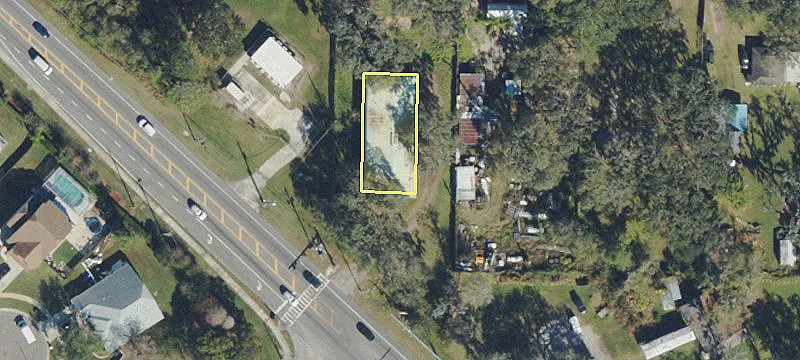 3613 Lithia Pinecrest Rd