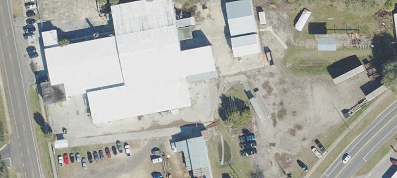 635 Main St