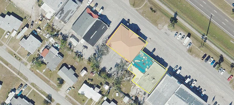 3795 Tamiami Trl