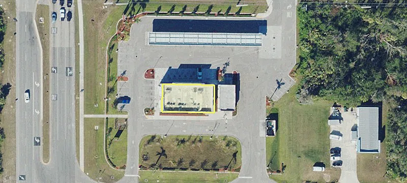 861 Tamiami Trl