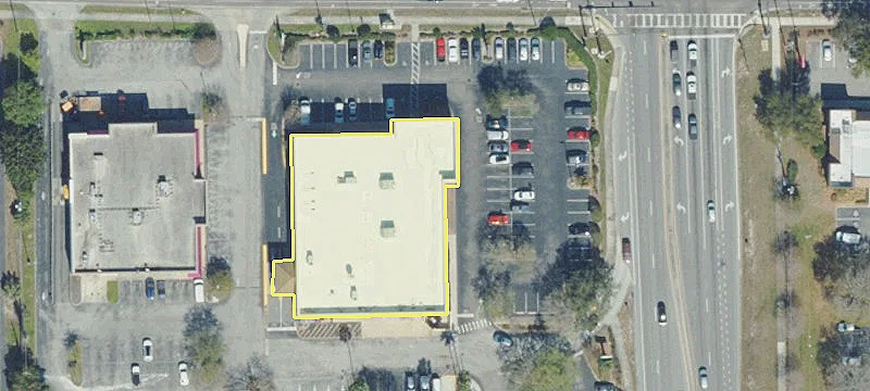 1477 Main St