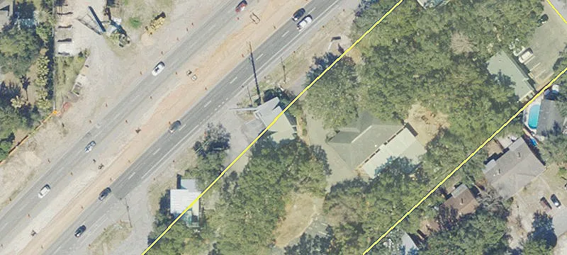 2715 Gulf Breeze Pkwy
