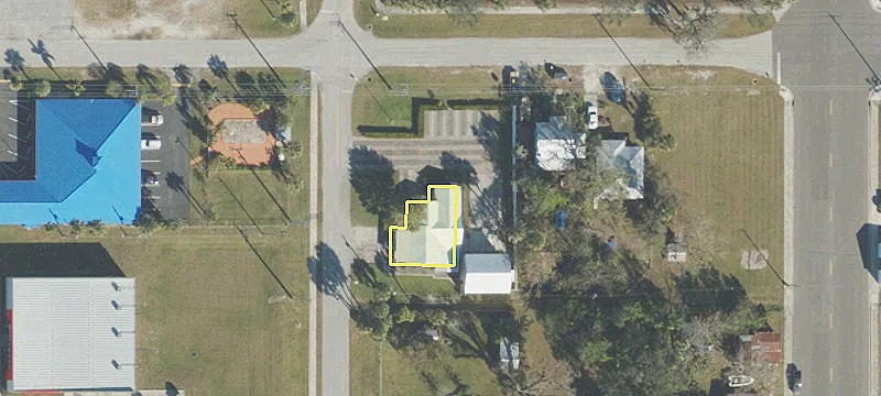 203 2nd Ave