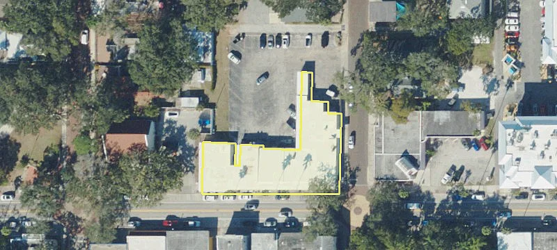 305 Main St