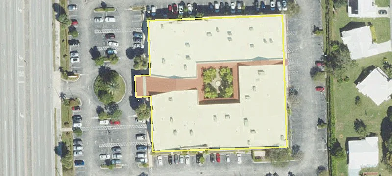 2300 Congress Ave