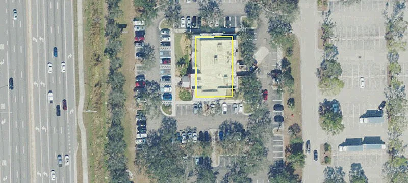 13701 Tamiami Trl