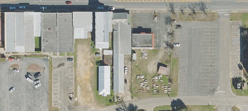 307 Central E Ave