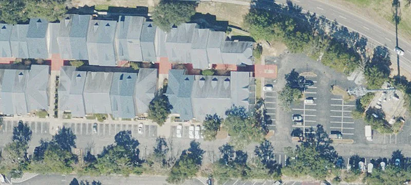 913 Gulf Breeze Pkwy Ste, Unit 4