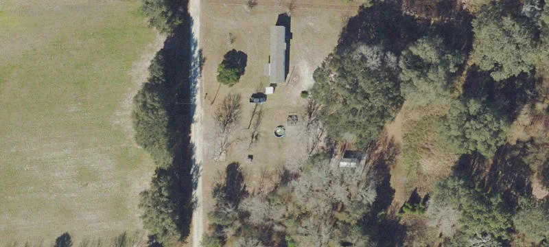 15587 Swamp Holw Rd