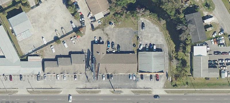 6131 Rdg Rd
