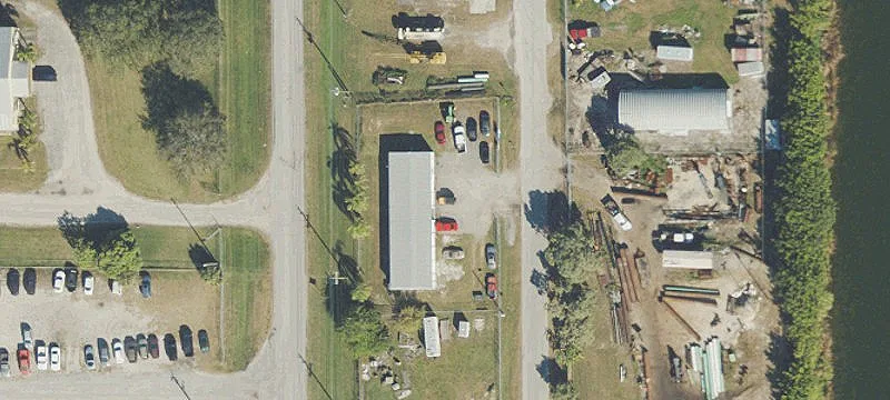 1805 Red Rd