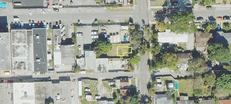 20 Ave Ave
