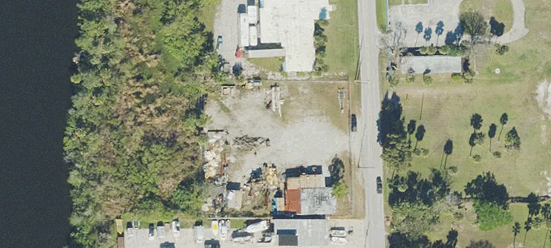 135 Banana Riv Dr