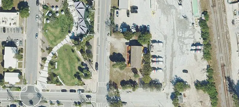 802 Rosemary Ave