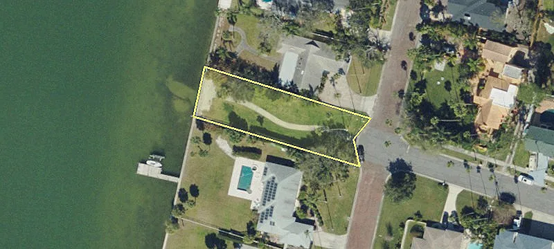 1598 Santa Barbara Dr