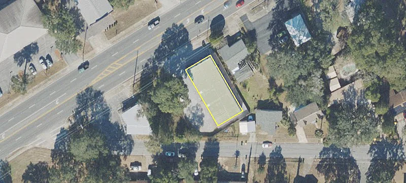 305 Government Ave