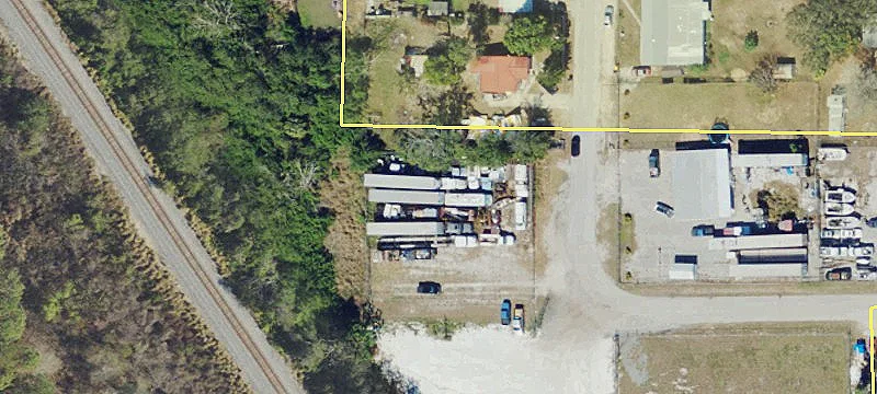 1697 Pardee Sub Rd