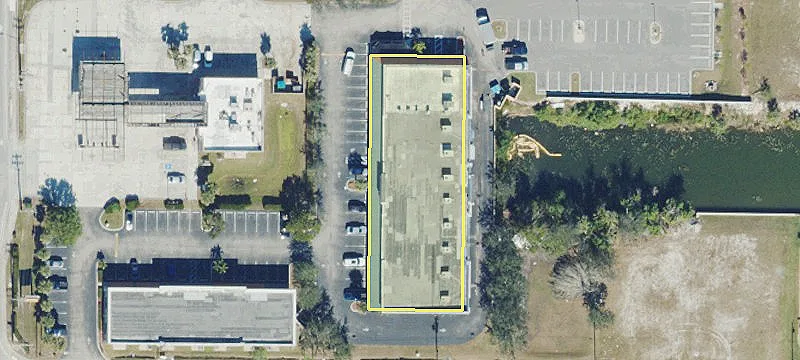 1025 Santa Barbara Blvd