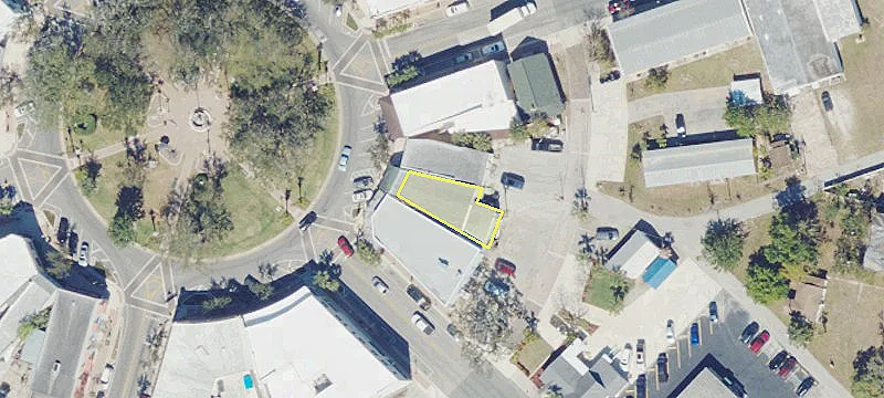 305 Cir Park Dr