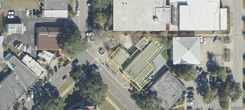 203 Courthouse Sq