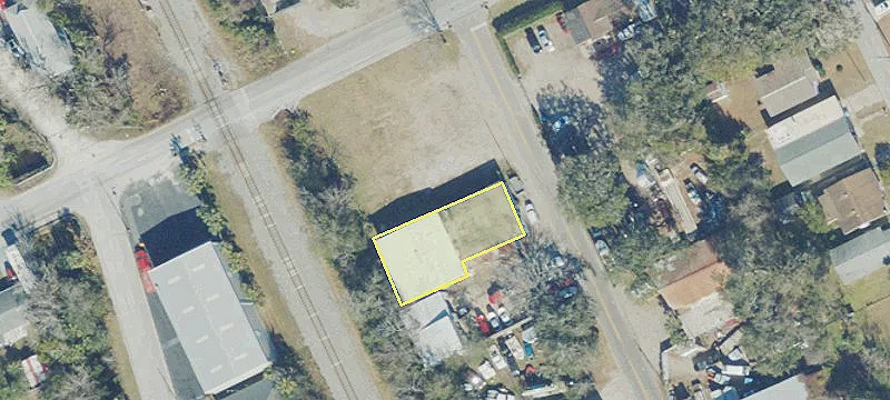738 Carswell Ave