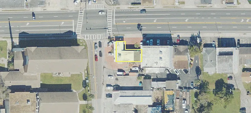 2050 Fairbanks Ave