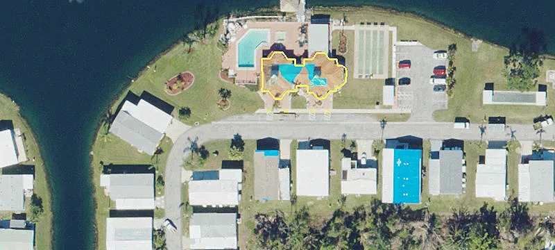 1 Emerald Lk Blvd