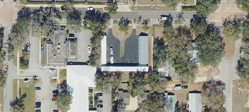 651 Desoto St
