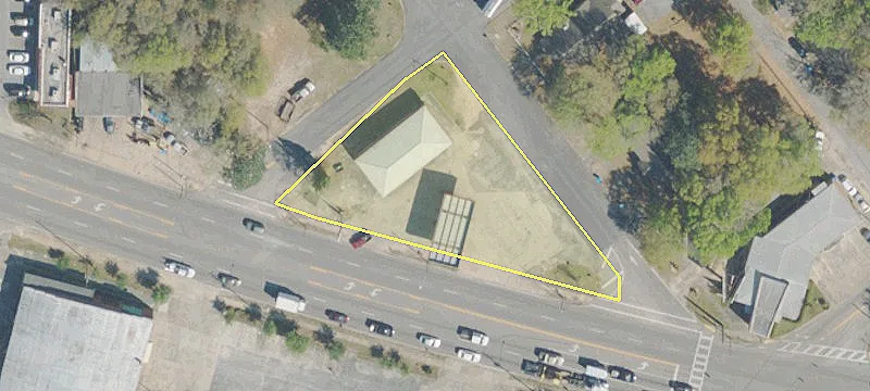 202 James Lee Blvd