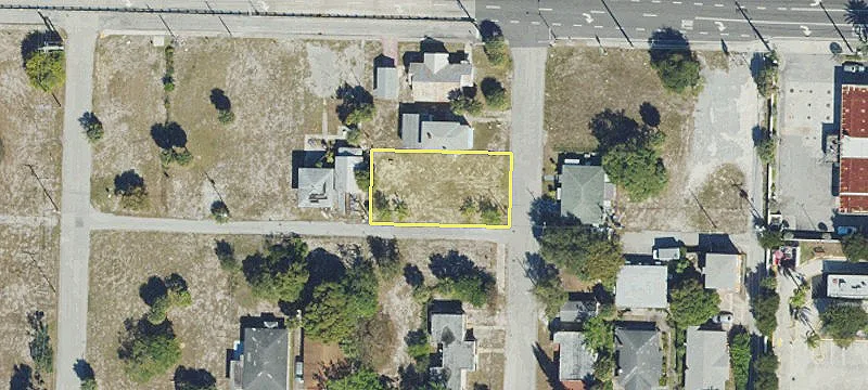 1211 Madeira Ct