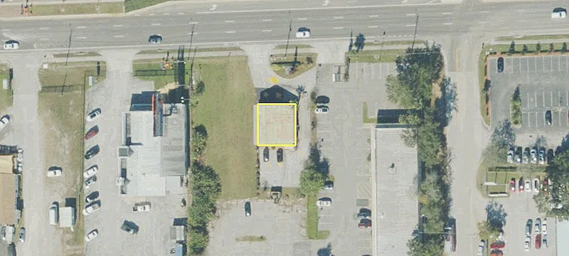 12304 Colonial Dr
