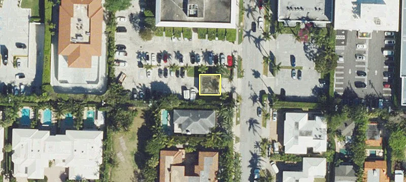 400 Royal Palm Way