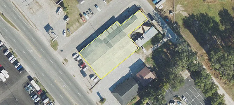 1523 Young Blvd