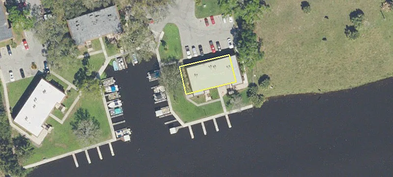 3124 Us Hwy 441st SE