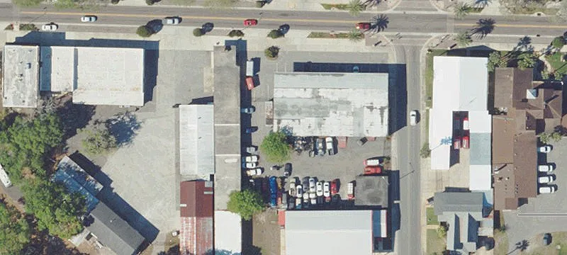 1201 Main St