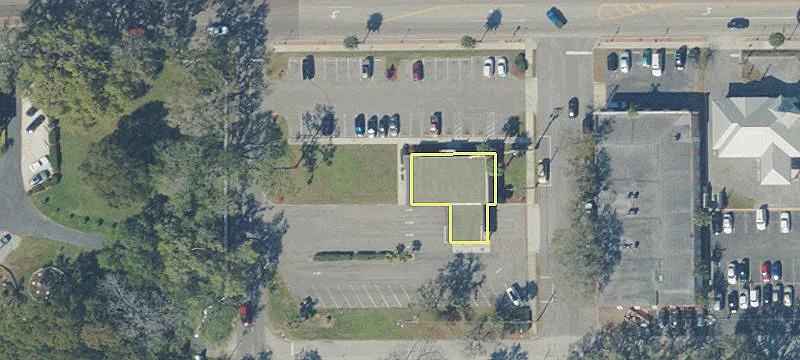 255 Main St