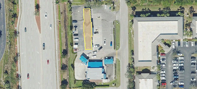 28301 Tamiami Trl