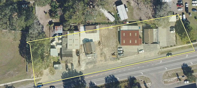 713 92nd Hwy