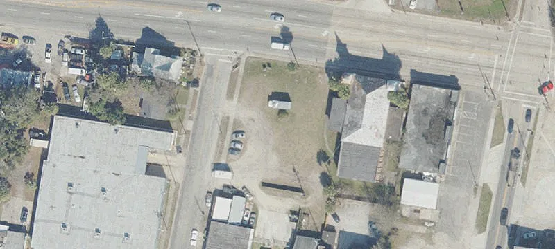 921 Reid St