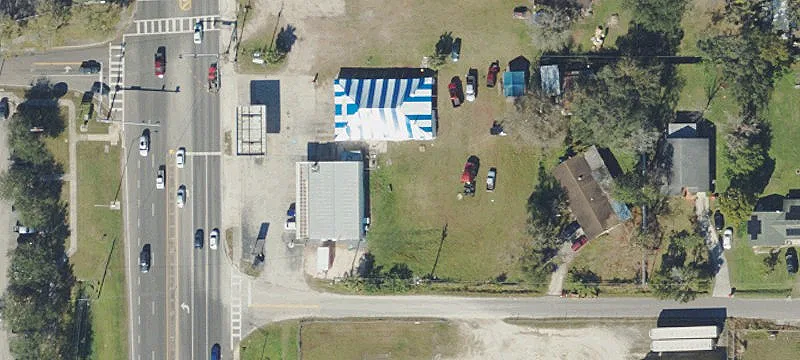 3002 James L Redman Pkwy