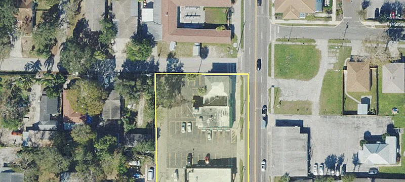1808 Tamiami Trl